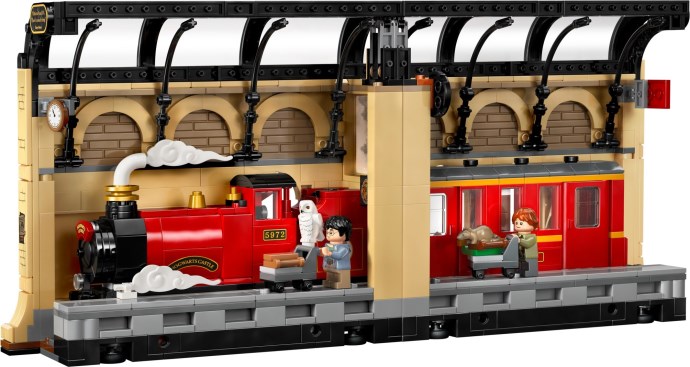 Znakomita okazja na LEGO Harry Potter: Book Nook z kultowym Ekspresem do Hogwartu w super cenie!